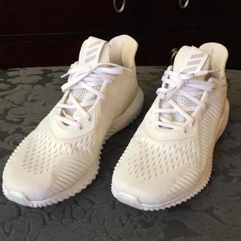 Adidas alphabounce running shoes